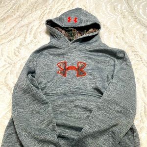 Youth Large, under Armour, grey with camo logo
